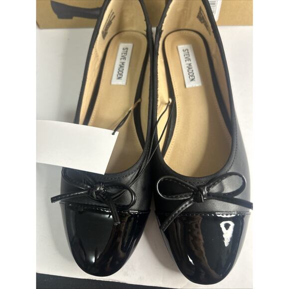 Steve Madden Glossie Black Ladies' Flats Size 9 - Picture 3 of 7